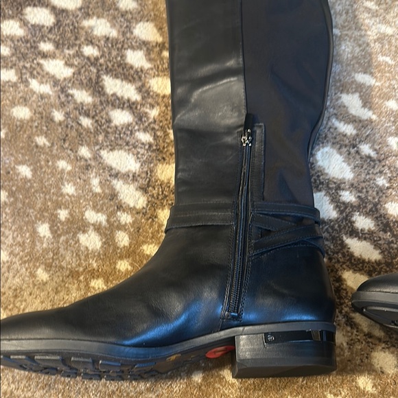 Black Over the Knee Boots with Smooth Leather and Flat Sole - Picture 6 of 7